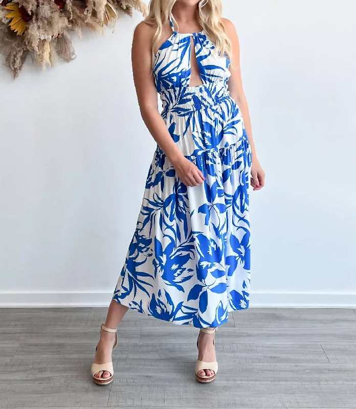 Fashion Deal Modern Romance Raven Midi Dress In White/blue