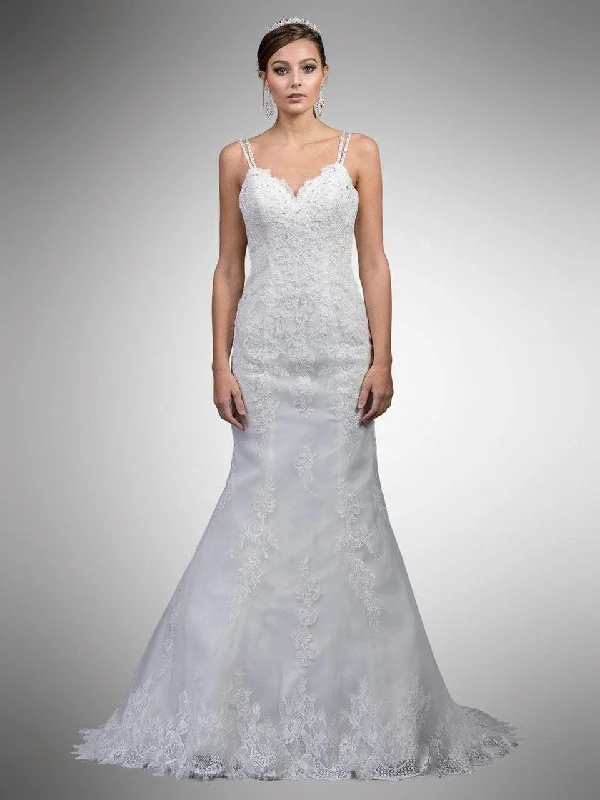 The Good Stuff Parisian Effortless Chic Style Dancing Queen Bridal - 5 Beaded Lace Sweetheart Mermaid Gown