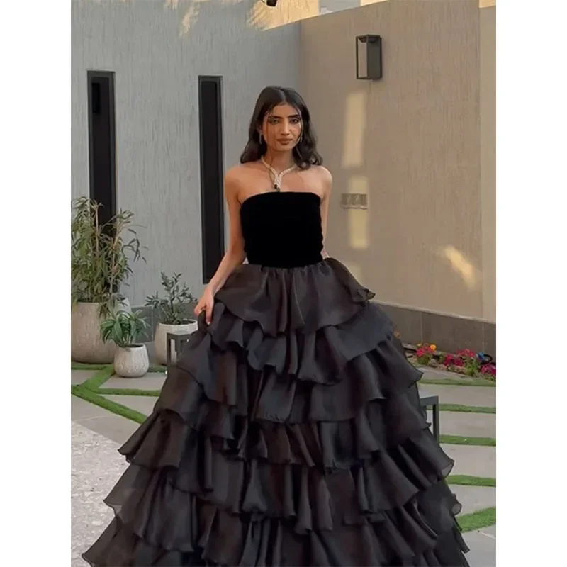 Feminine Luxe Style Sale Chic Sophistication Elegant Black A-line Prom Dress for Women's Strapless Layered Party Evening Gowns Floor Length Formal Occasion Dresses