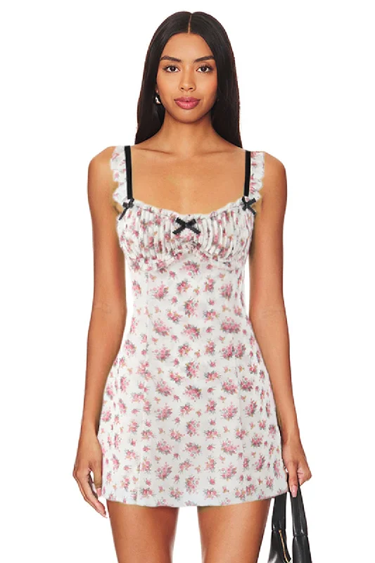 Fresh Styles, Fresh Deals Hollywood Glam Award - Show Style Stay Sultry Floral Print Mini Dress