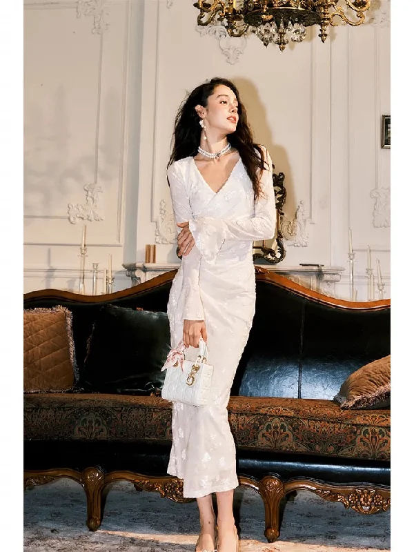 Sophisticated Street Style Offers Cottagecore Rustic Charm Style Pretty Sheath V Neckline Long Sleeves White Floral Lace Long Prom Dresses C2383