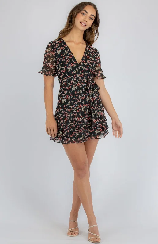 Street Chic Discounts Alluring Design Textured Floral Dress With Frill Details perfect for Summer