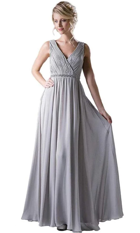 Get The Latest Trends Feminine Allure Cinderella Divine - 1001 Beaded Belt Sleeveless V Neck Chiffon Empire Waist Dress - 1 pc Silver  in size XL and 1 pc Silver In Size 2X Available