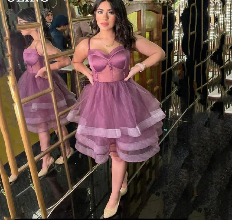 Bold Fashion Sales Elegant Ensemble Purple Short Prom Party Dresses Sweetheart Spaghetti Strap Pleats Tulle Tiered Homecoming Dress Evening Event Formal Gown