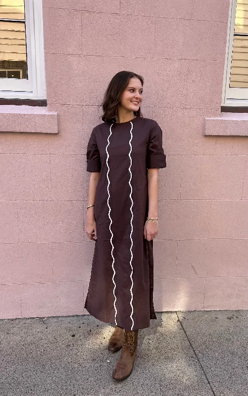 Day-To-Night Styles Grab Romantic Date - Night Styles Now Anne Maxi Dress Brown with White Scallop