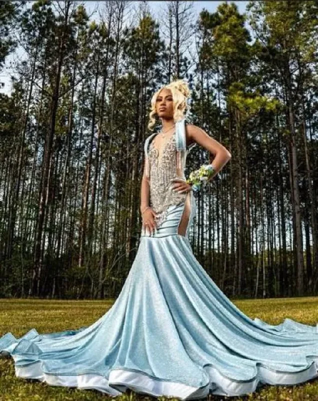 Fashion Forward Femininity Feminine Soft - Hued Look Ice Blue Sparkly Long Evening Birthday Dresses for Black Girl Luxury Gillter Mermaid Crystal Prom Ceremony Gown Gala Dress