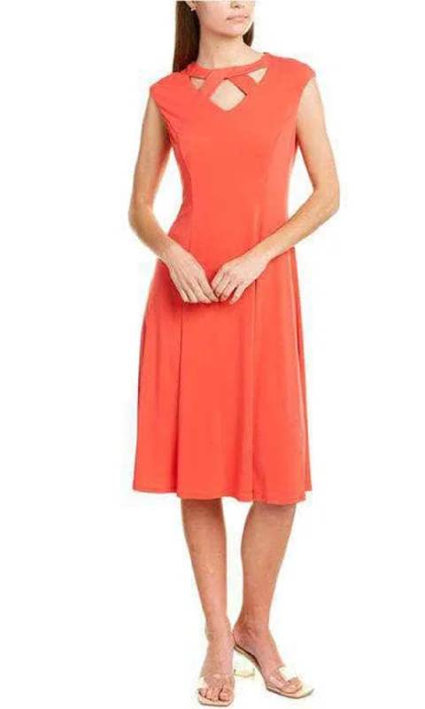 Seasonal Picks Romantic Flair London Times T5736M - Sleeveless Cutout Neck Knee-Length Dress