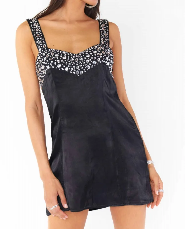 Essentials On Sale Fashion-Forward Style Pamela Mini Dress In Black