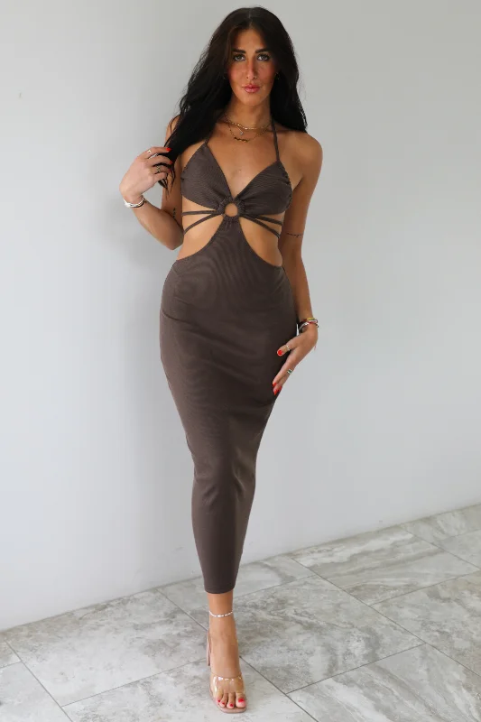 Crazy Discounts, Hurry Up Summer Fashion Eyes On Me Maxi Dress: Mocha