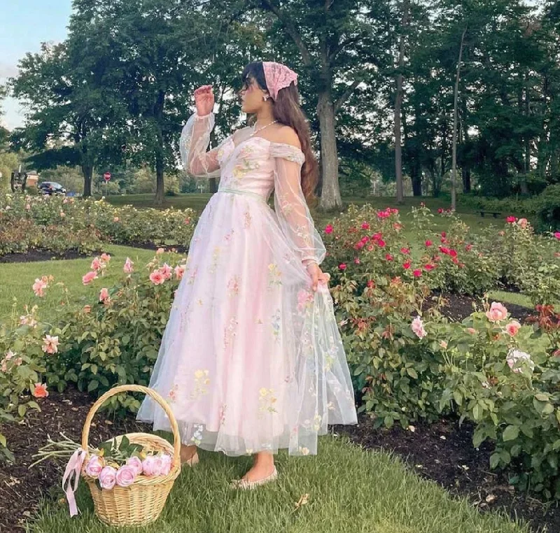 Sporty Fashion Offers Minimalist Elegant A-Line Prom Dresses Fairy Embroidery Off The Shoulder Long Sleeves Tulle Evening Dress Special Party Gown Summer