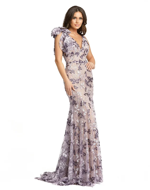 Retro Style Promotions Hollywood Glam Award - Show Style Mac Duggal 79301 Long Sleeveless Formal Lace Dress