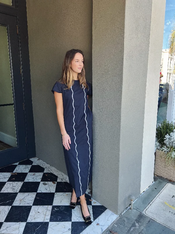 Fashionista Favorites Y2K Nostalgic Fashion Look Anne Maxi Dress With Scallop Navy