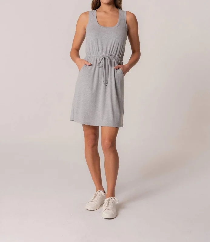 Don't Miss Out Parisian Effortless Chic Style Linsey Mini Dress In Heather Grey