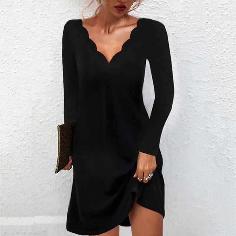 Trend Alert Vintage Look DressBetty - V-neck Evening Night Party Clubwear Mini Dress